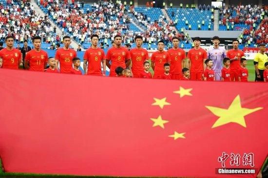 然而对于米兰而言，薪水问题让谈判变得复杂。